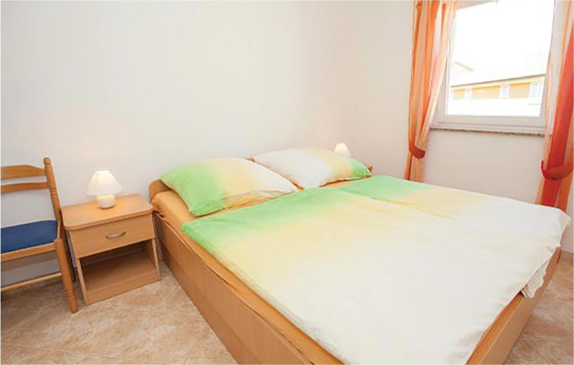 1 Bedroom Beautiful Apartment In Malinska Exterior photo